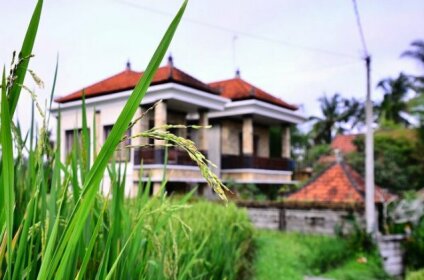Ubud Sawah Villa Cinery and Homestay