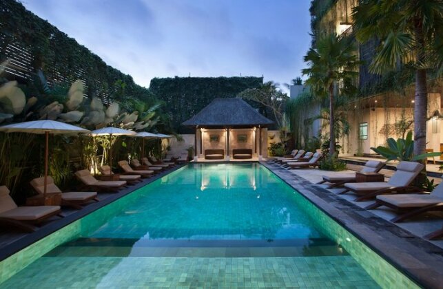 Ubud Village Hotel - Photo2