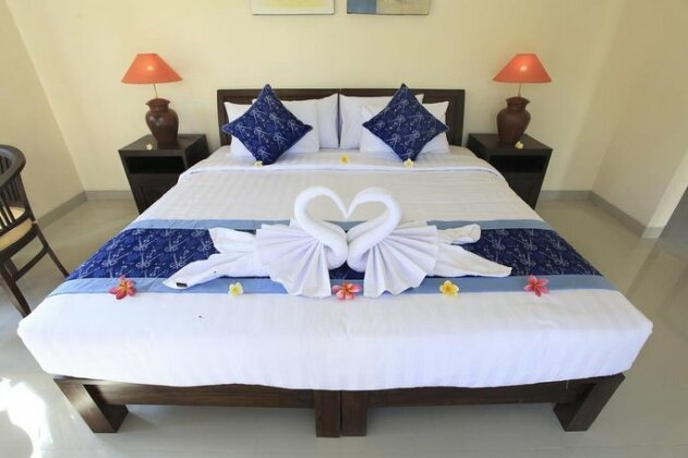 Uma Budhas - Photo4