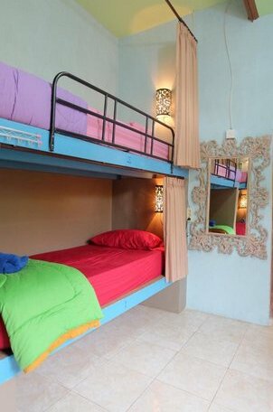  Photo 2