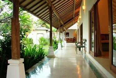 Villa Damai Bali - Photo4