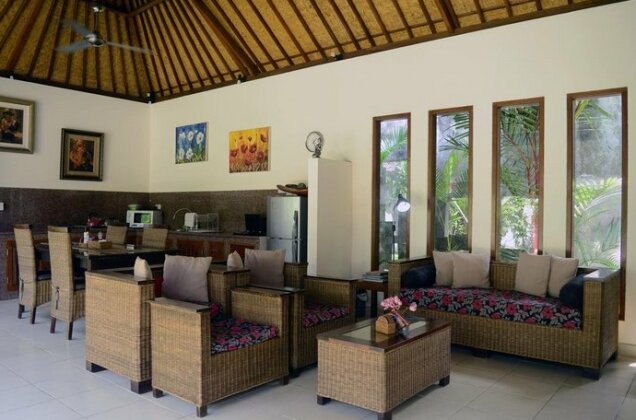 Villa Palm Merah - Photo2