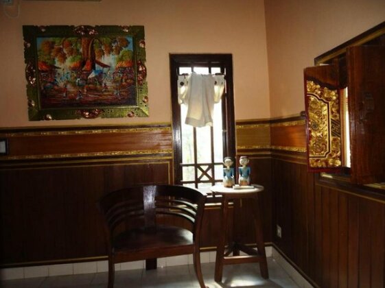 Wahyu Bungalow and Restaurant - Photo2