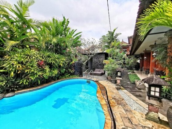 Yulia Village Inn Ubud - Photo2