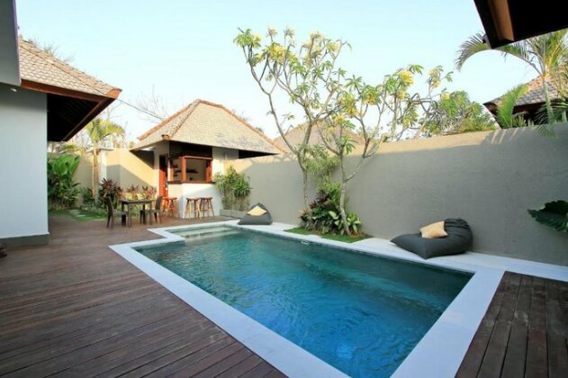 Bingin Castaways - Photo3