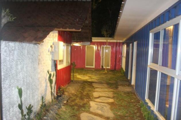 Kubu Container - Photo2