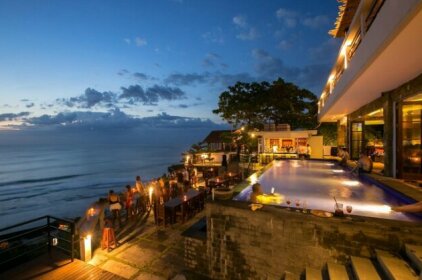 Labomie Hotel Bar & Restaurant Uluwatu