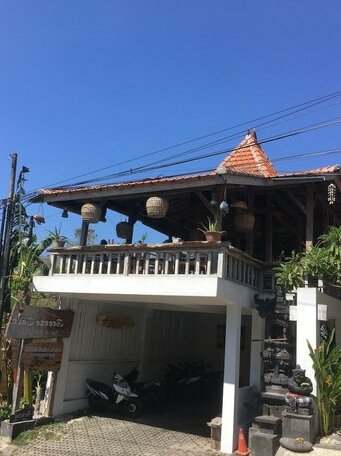 Padang Padang Breeze