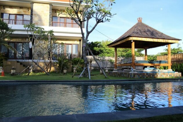 Rencang Family Homestay - Photo2