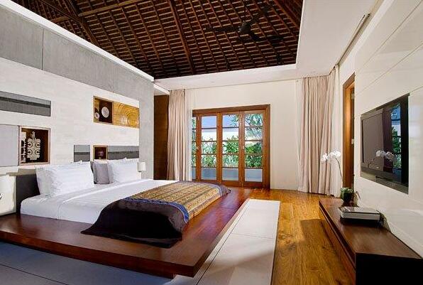 The Istana - Photo5