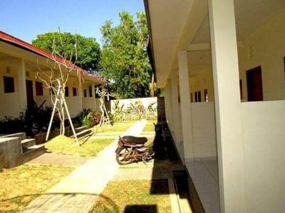 Uluwatu Surf House - Photo5