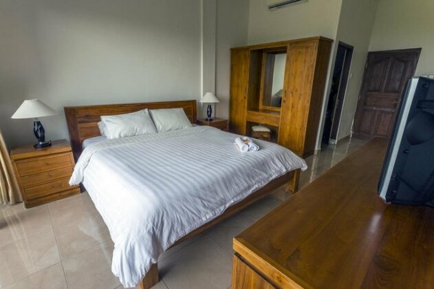 Waroeng Surya Home Stay - Photo4