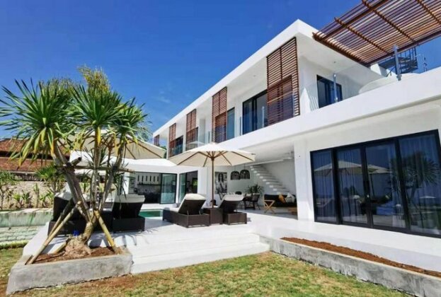 Villa Lespoir II ocean view with huge pool