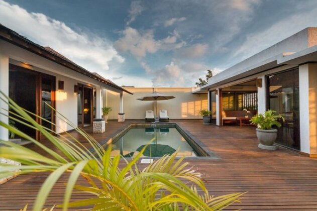 Airis Luxury Villas and Spa