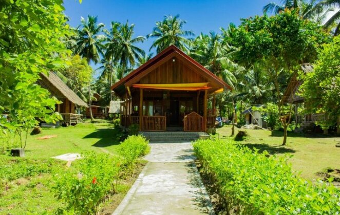 Surf Camp Siberut