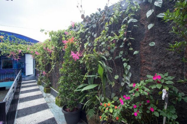 SPOT ON 2719 Residence Rizqi Syariah - Photo5