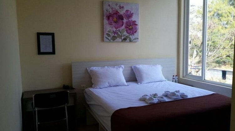 Ambulu Hotel - Photo4
