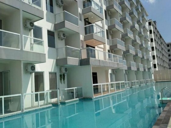 1br Apartment With Pool