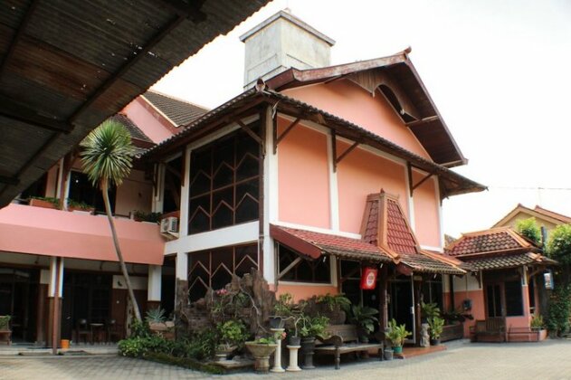 Ananda Hotel - Photo2