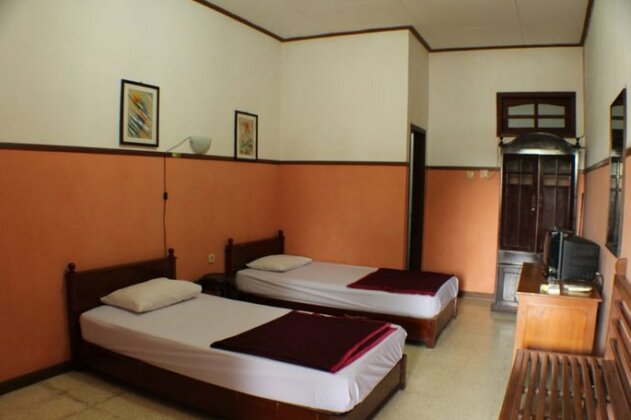 Ananda Hotel - Photo3