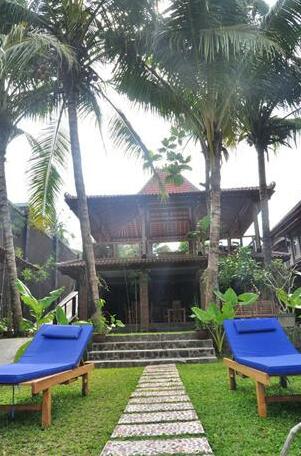 Astuti Gallery Homestay - Photo2