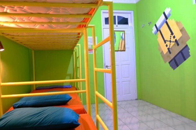 Bunk Bed and Breakfast - Photo3