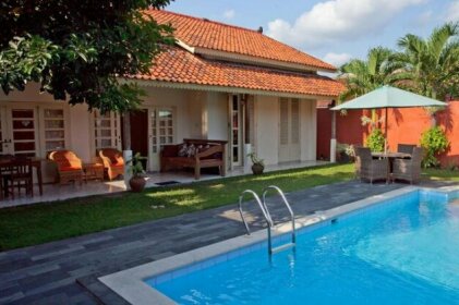 Deluxe Central Private Pool Villa Family - 4 persons