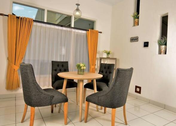Dyah Suminar House - Photo2