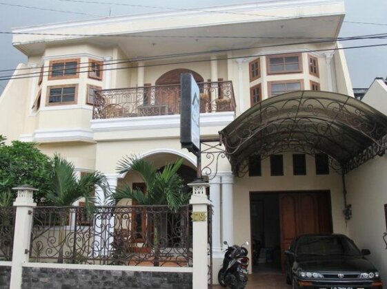 Elton Homestay
