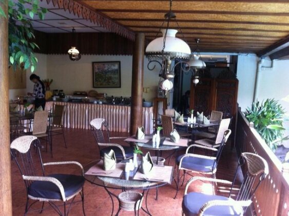 Harmony Inn Yogyakarta - Photo4