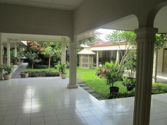 Hotel Grand Rosela - Photo5