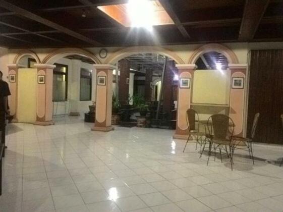 Hotel Rajadani Malioboro - Photo2