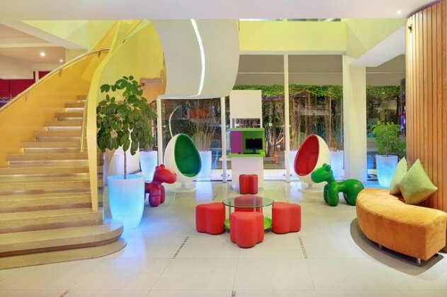 Ibis Styles Yogyakarta - Photo4