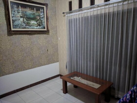 Jogja HomeStay - Photo2