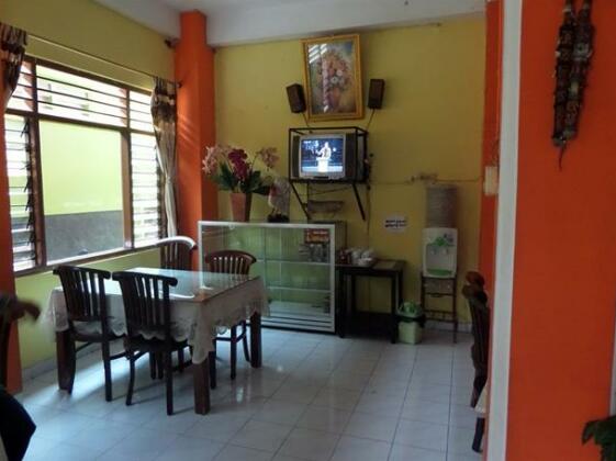 Merapi Hotel Yogyakarta - Photo3