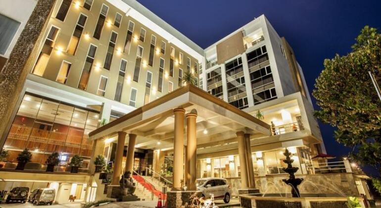 Merapi Merbabu Hotels & Resorts - Photo2