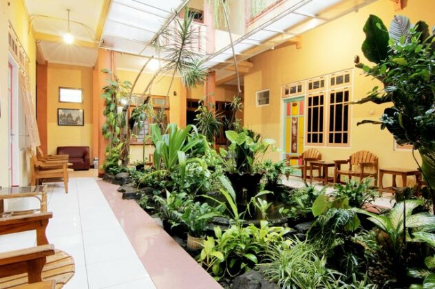 Monica Hotel Yogyakarta - Photo3