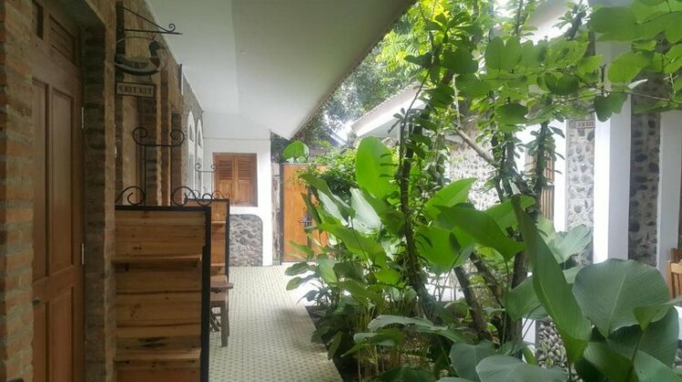 Ndalem Bebekan Guesthouse - Photo5