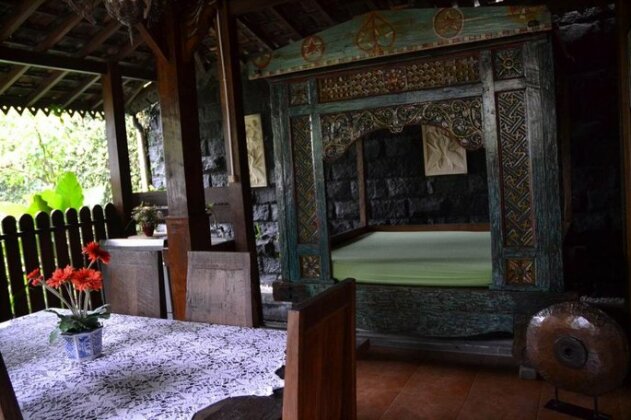 Ndalem Suryo Saptono Guest House - Photo3