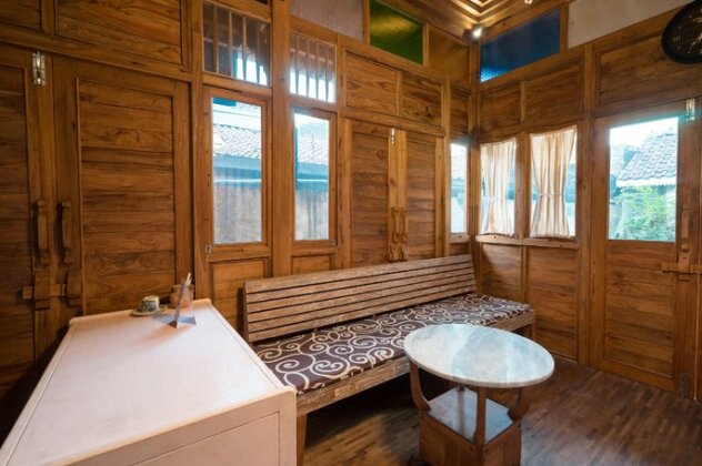 OYO 1592 Gading 4U Residence - Photo3