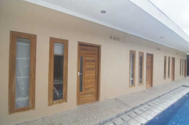 OYO 290 Omahkoe Jaban Residence - Photo5