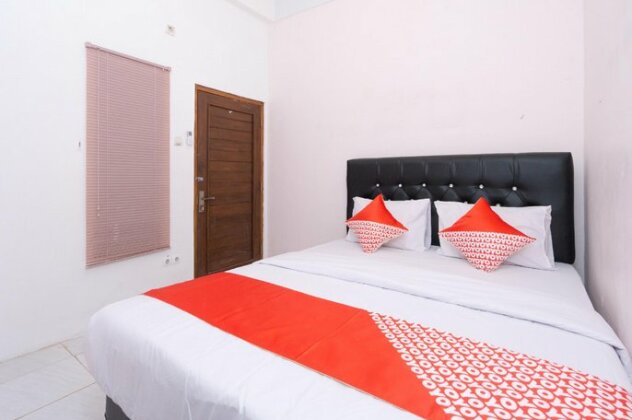 OYO 3006 Falisha Residence - Photo2