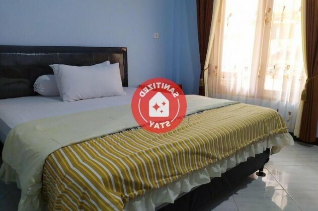 OYO 426 Hotel Gading Resto - Photo2