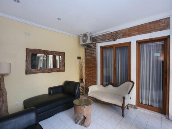 OYO 426 Hotel Gading Resto - Photo3