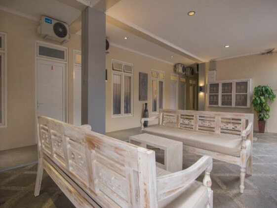 OYO 647 Irooms Homestay - Photo2