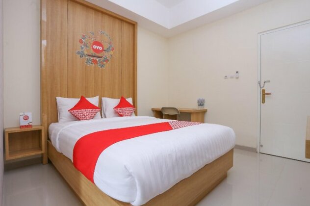 OYO 999 Garuda Residence - Photo5