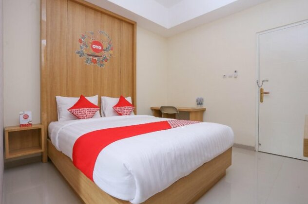 OYO 999 Garuda Residence - Photo5