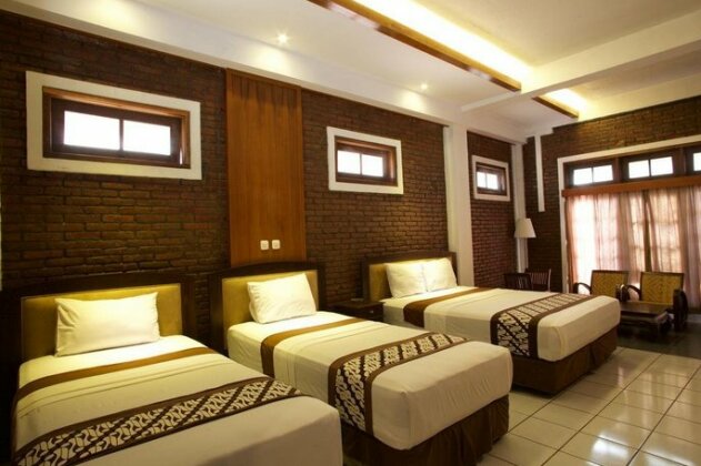 Paku Mas Hotel - Photo3