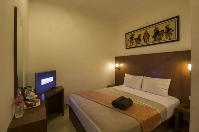 Poncowinatan Hotel - Photo5