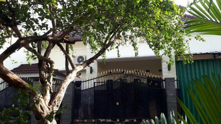 Radikha Homestay Jogja - Photo2
